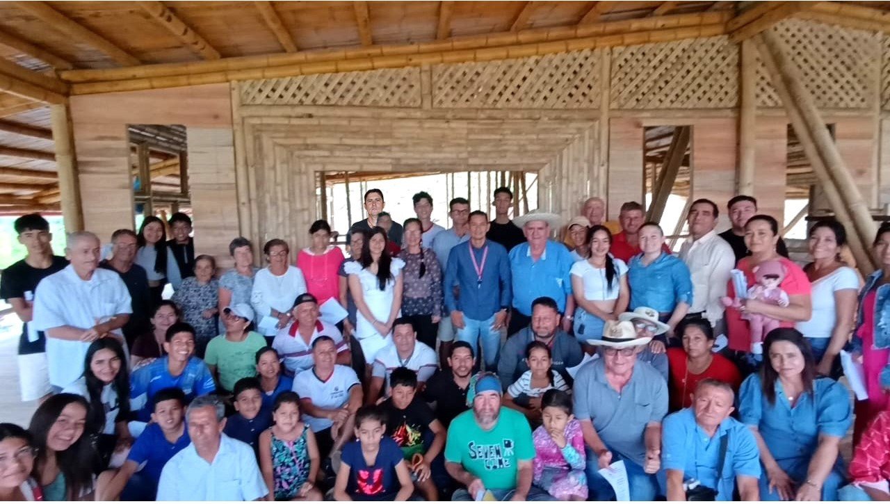 Foto grupal en la planta alta