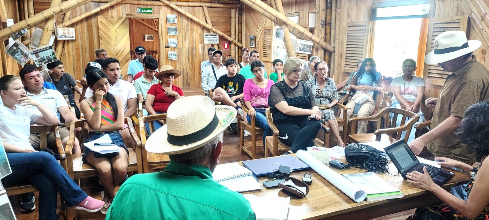 Participantes en el taller de antropología