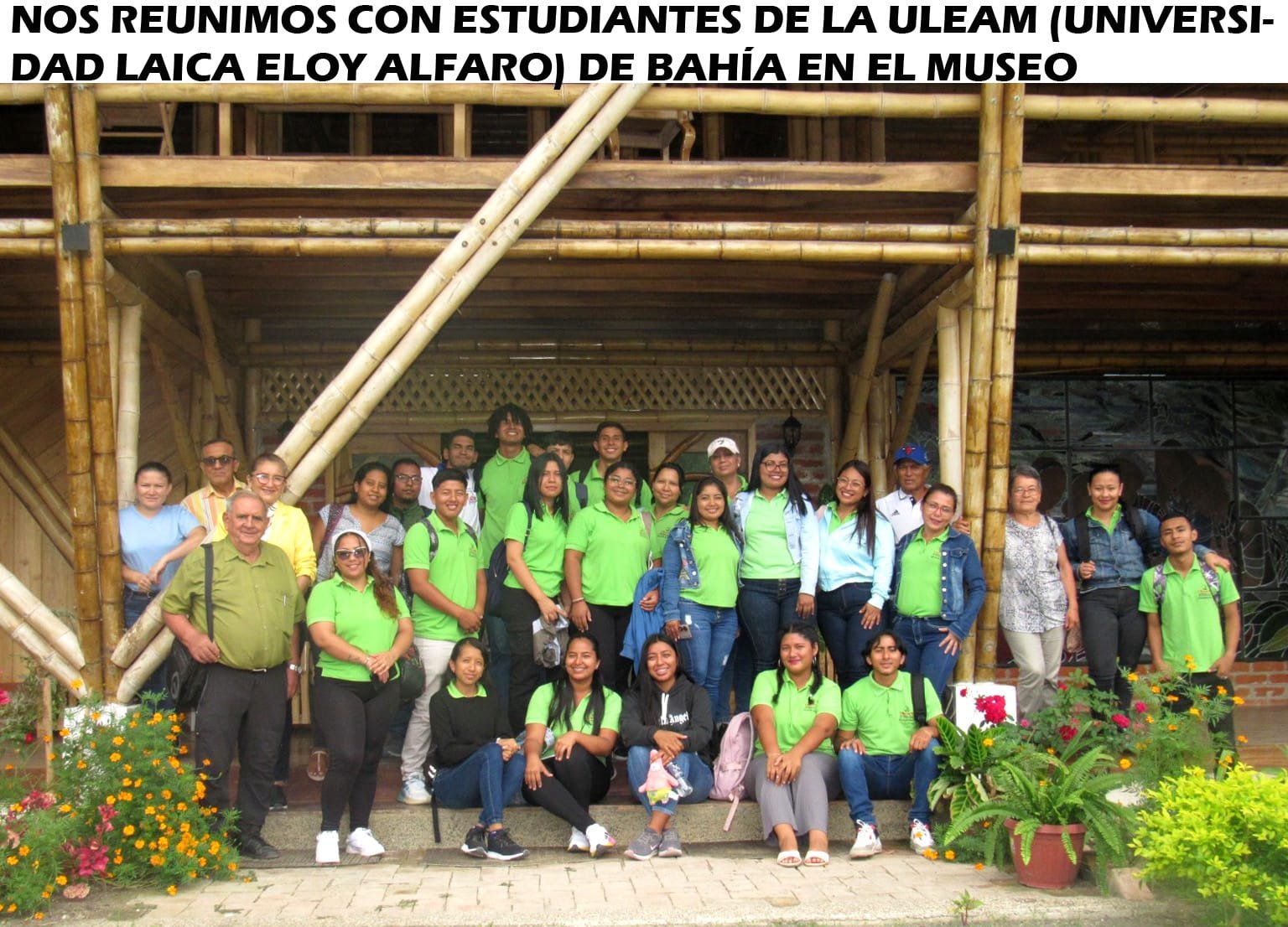 Estudiantes de la ULEAM en el museo